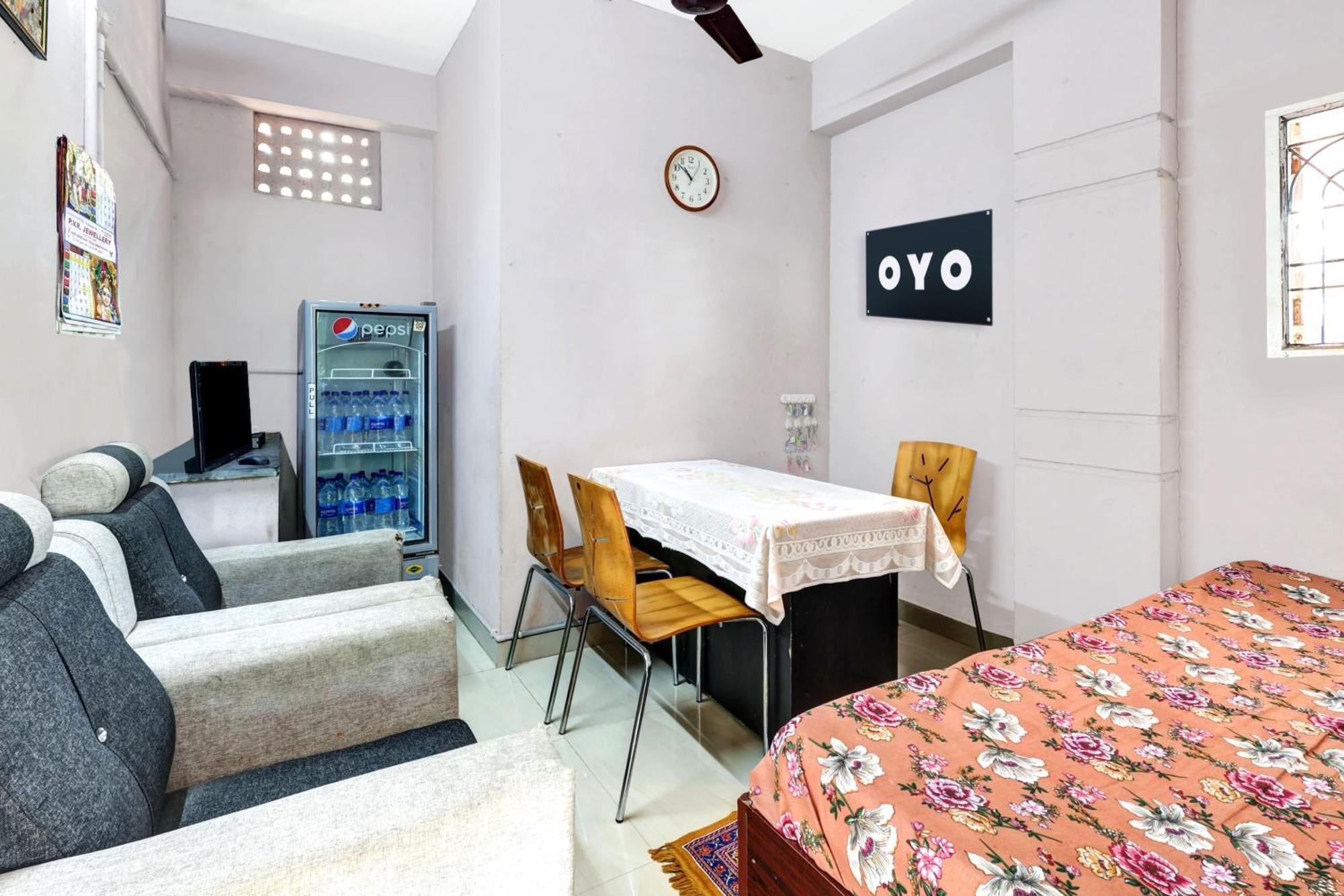 ホテル Oyo 62638 アダーラン オーシャン ホームズ ヴィシャーカパトナム エクステリア 写真